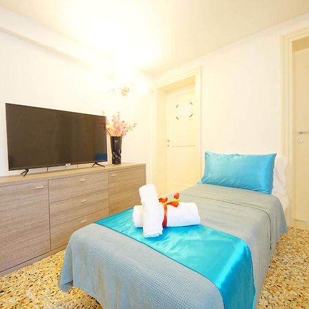 Sant'Aponal Apartment Rialto Венеция Екстериор снимка