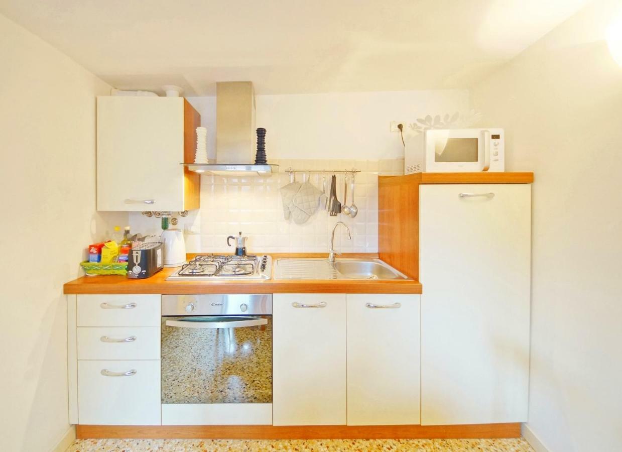 Sant'Aponal Apartment Rialto Венеция Екстериор снимка