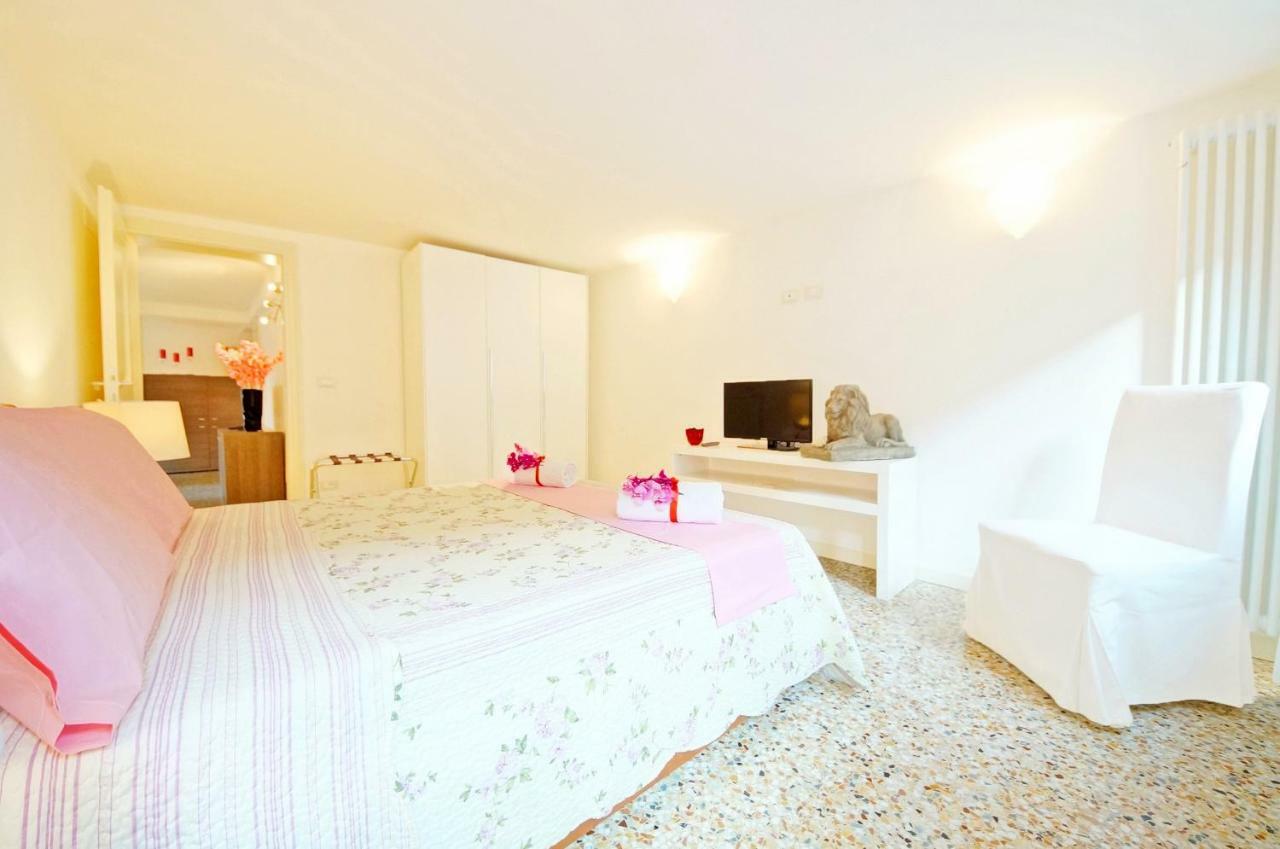 Sant'Aponal Apartment Rialto Венеция Екстериор снимка