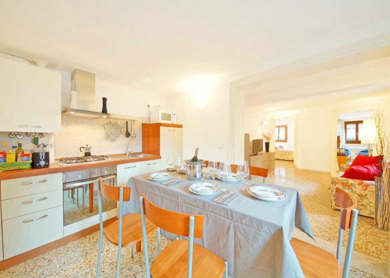 Sant'Aponal Apartment Rialto Венеция Екстериор снимка