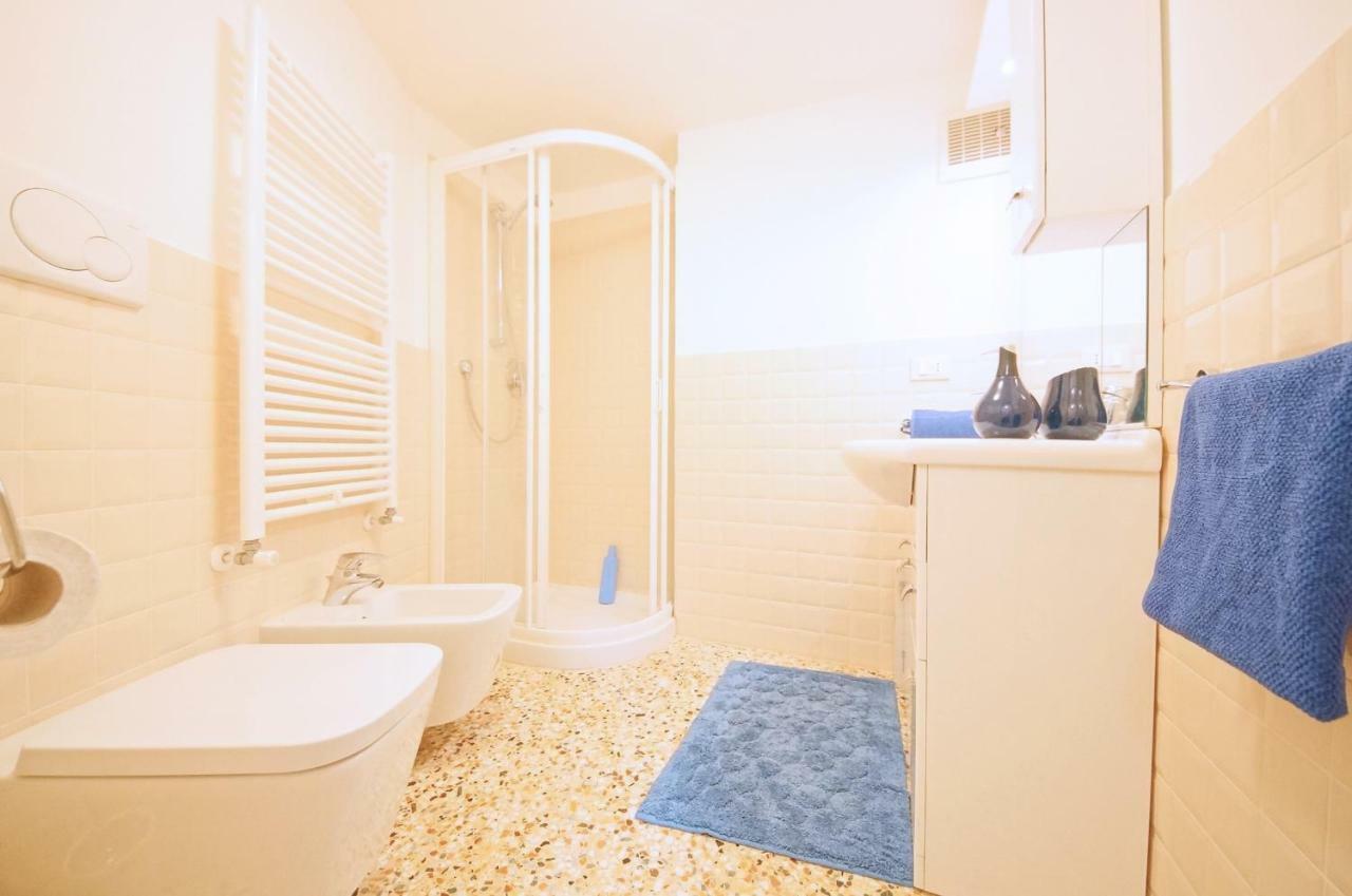 Sant'Aponal Apartment Rialto Венеция Екстериор снимка