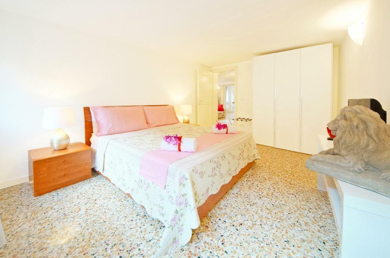 Sant'Aponal Apartment Rialto Венеция Екстериор снимка